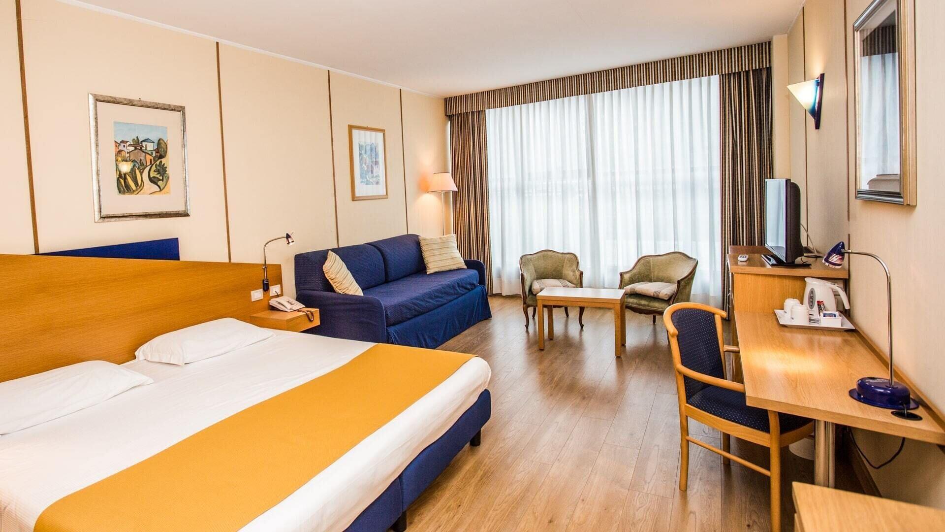 Hotel Express Aosta East Pollein Esterno foto