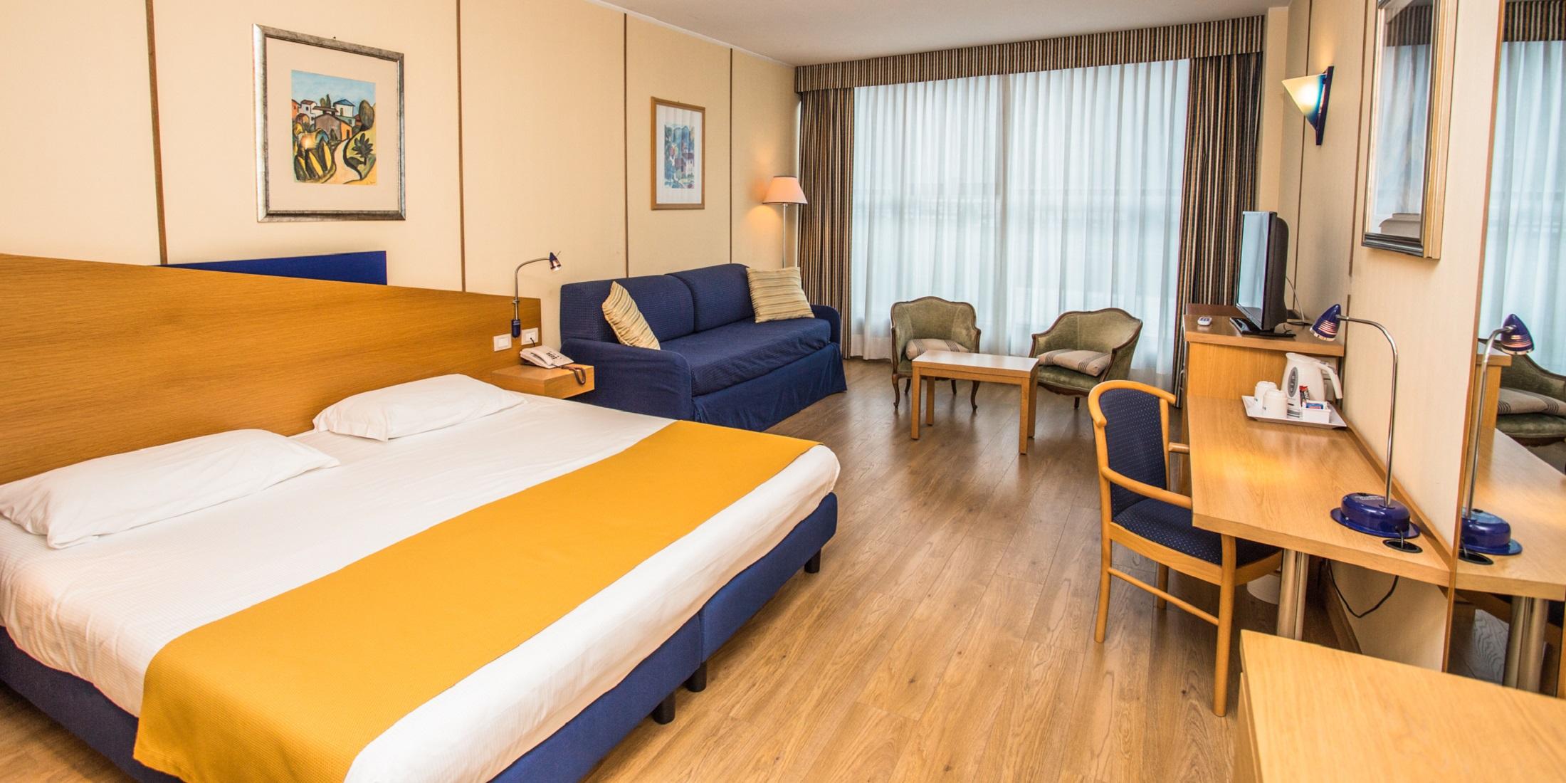 Hotel Express Aosta East Pollein Esterno foto