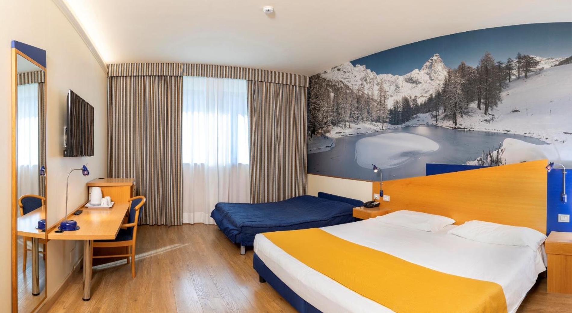 Hotel Express Aosta East Pollein Esterno foto