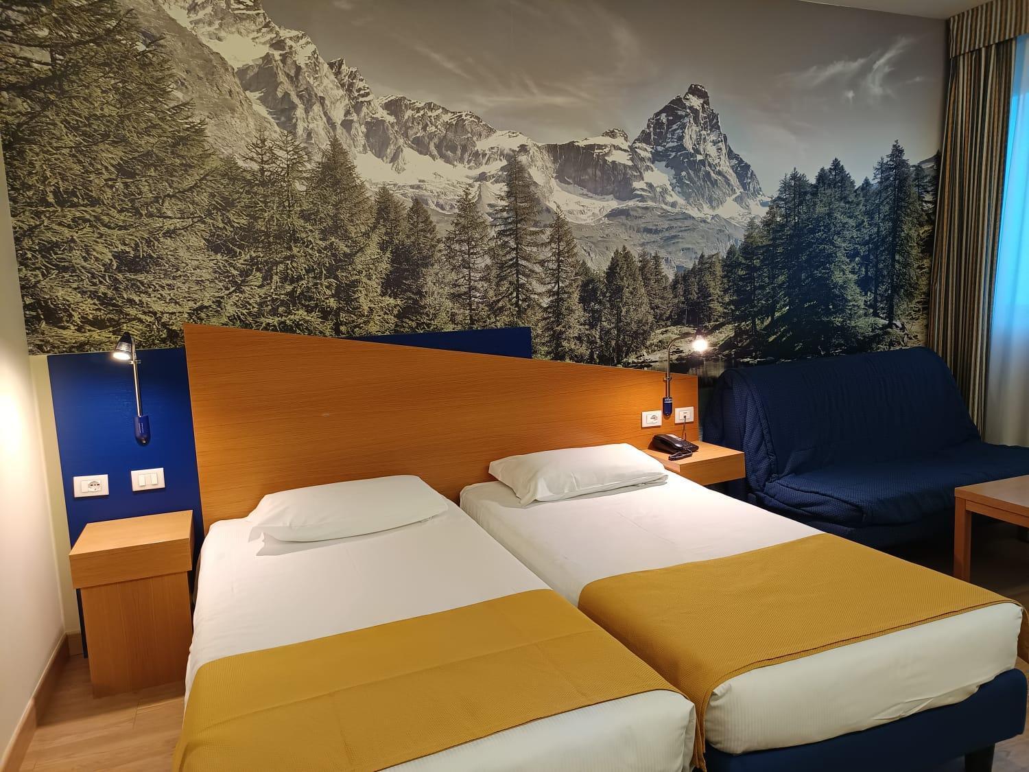 Hotel Express Aosta East Pollein Esterno foto